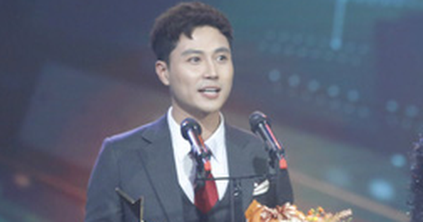 Thanh Sơn thắng giải Diễn viên nam ấn tượng của VTV Awards 2022: 