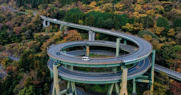 Chứng minh mình có cơ sở hạ tầng ''không thể đùa'', Nhật Bản xây công trình ''uốn lượn như rắn'' dài hơn 1.000 mét: Báo chí nước ngoài phải tấm tắc ''quả là ngoạn mục''