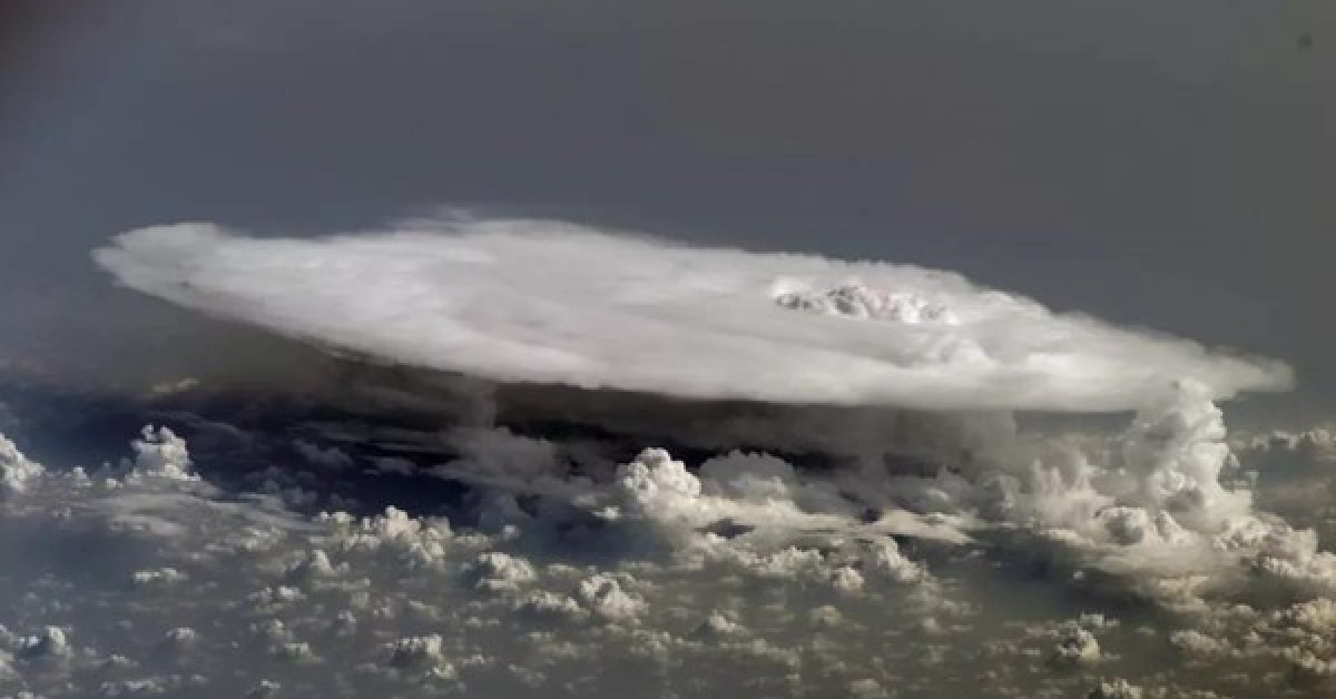 NASA tiếp cận “đĩa bay băng” ẩn nấp trên bầu trời Trái Đất