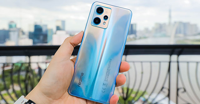 Realme ra mắt bộ tứ smartphone tại Việt Nam, thiết kế siêu đẹp