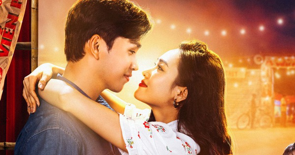 Phim Việt gây tranh cãi vì “xào couple” để PR phim, hết tung clip tình tứ lại đổi cả poster?
