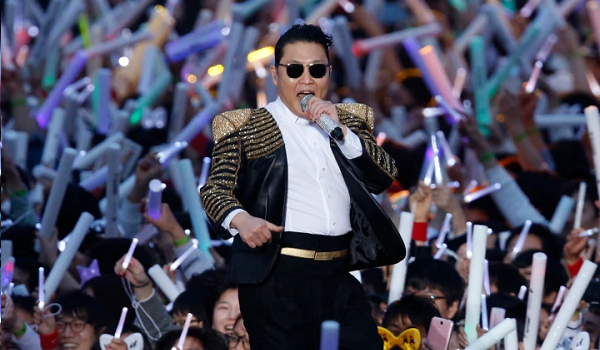 Giọng ca Gangnam Style gây tranh cãi khi 'bạo chi' 300 tấn nước cho mỗi show diễn giữa thời điểm Hàn Quốc gặp hạn hán