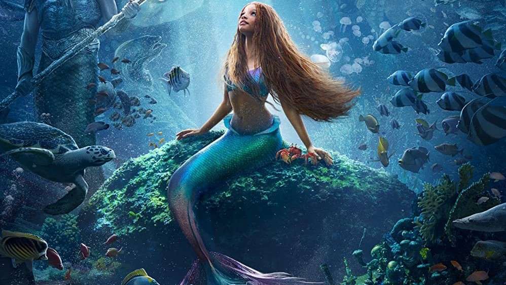 Không chỉ thay đổi nhân vật và cốt truyện của The Little Mermaid, Disney còn chỉnh sửa luôn lời hai ca khúc huyền thoại của phim