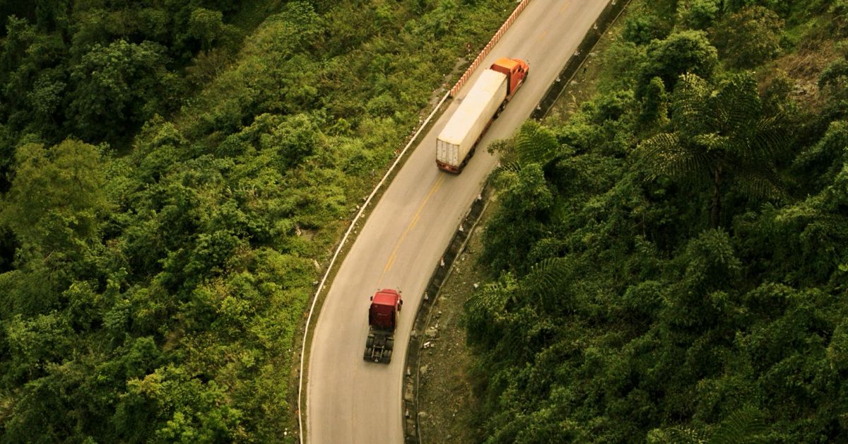 Phim Việt 18+: Cảnh rượt đuổi xe container trên đèo Đá Trắng khiến mọi người 