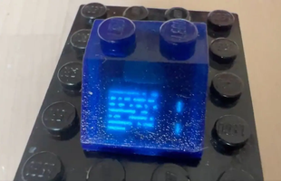 Ngỡ ngàng máy tính mini bên trong nút Lego, có cả màn hình OLED
