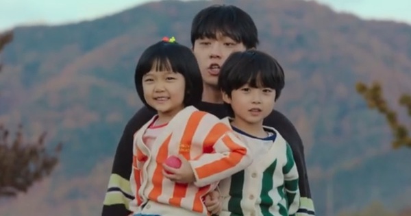 Lee Do Hyun và 2 nhóc tỳ hợp thành bộ ba 