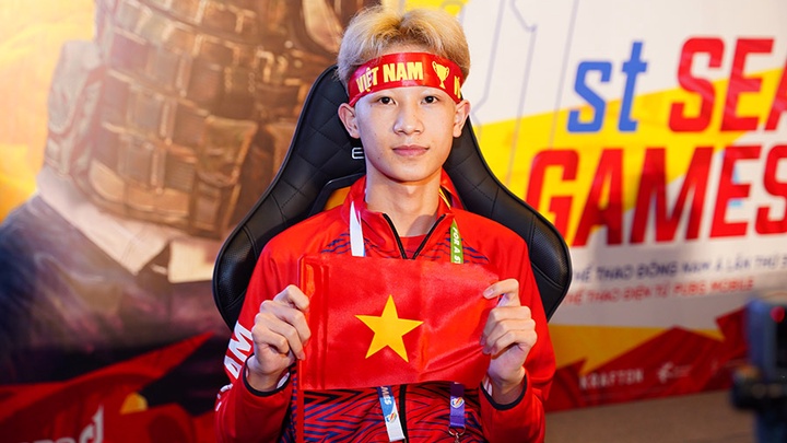 Vô địch PUBG Mobile cá nhân, Phan Văn Đông trở thành VĐV Việt Nam trẻ nhất giành HCV SEA Games 31
