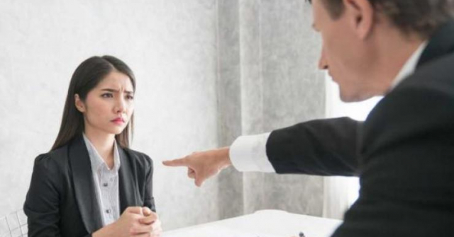4 bước giải quyết khi bạn và sếp bất đồng ý kiến trong công việc
