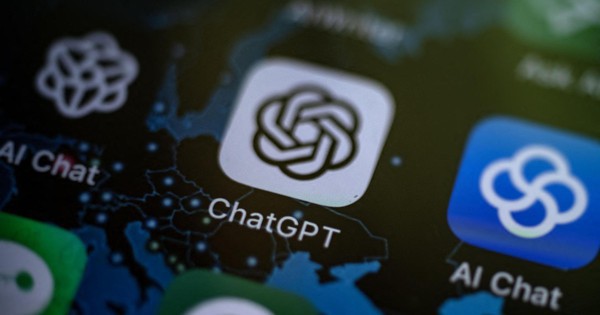 ChatGPT đối đầu với sản phẩm 