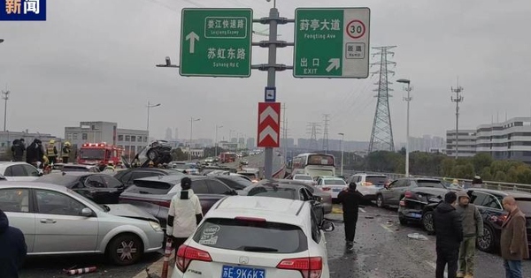 Hơn 100 xe ô tô đâm liên hoàn ở Tô Châu (Trung Quốc)