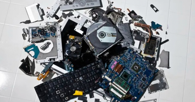 Thế giới lo ngại vì Microsoft có thể đưa 240 triệu PC “vào bãi rác”