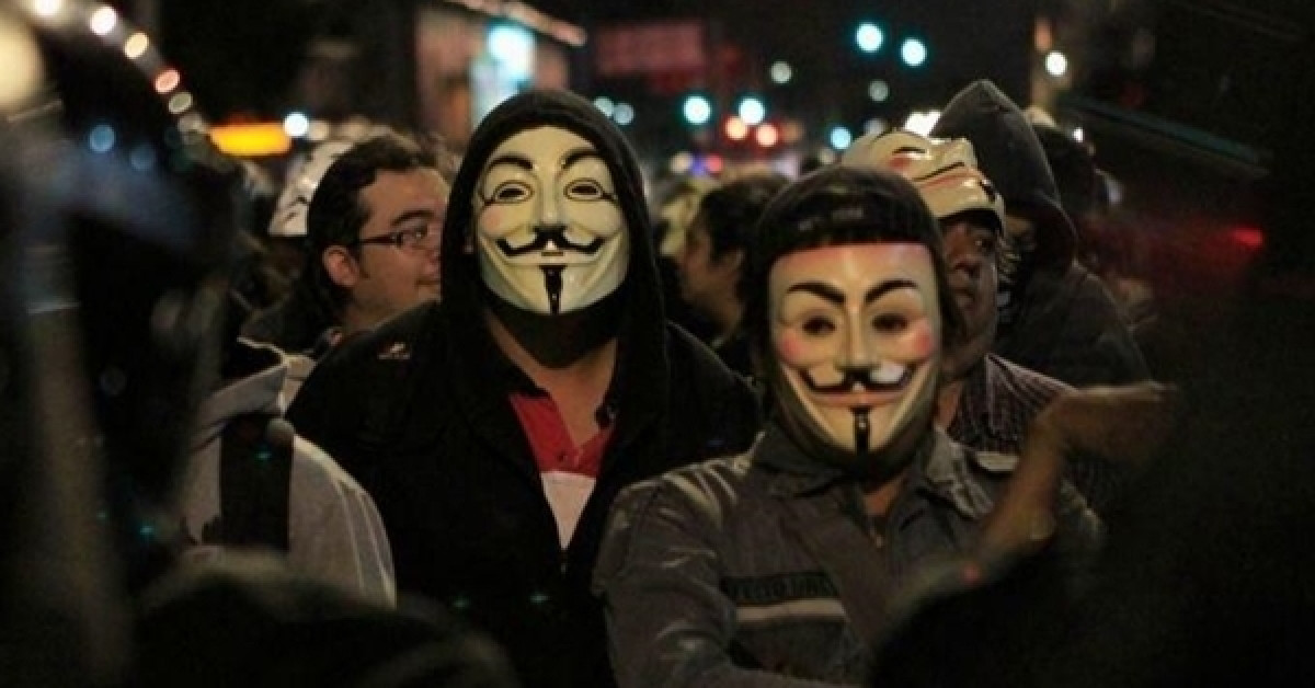 Nhóm hacker Anonymous tấn công mạng nước Nga