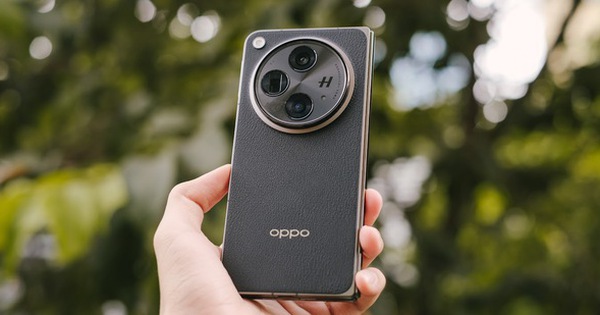 Mở hộp OPPO Find N3 chính hãng giá 44,9 triệu đồng: Liệu có phải smartphone gập đáng mua nhất hiện tại?