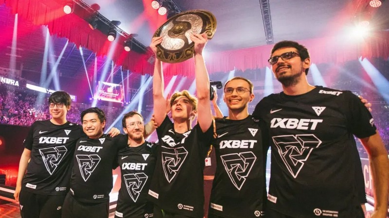Tundra Esports giành chức vô địch giải đấu Dota 2 lớn nhất hành tinh