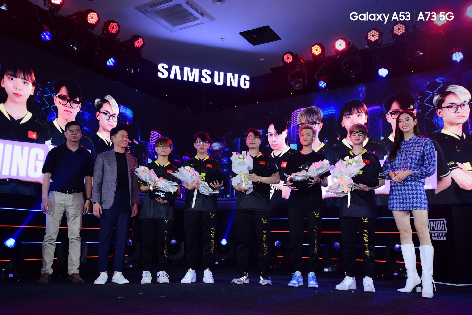 Samsung Việt Nam ra mắt 3 dòng điện thoại mới 'dành cho Gen Z', trở thành nhà tài trợ chính thức của đội tuyển Quốc gia PUBG Mobile Việt Nam