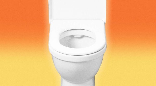 Thử thách nhịn đi WC tai hại gây tranh cãi trên TikTok