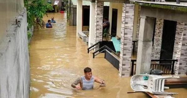 Philippines chịu ảnh hưởng nặng nề bởi bão Saola