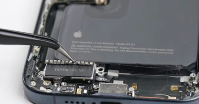 Tháo tung iPhone 15 Pro Max phát hiện những điều thú vị