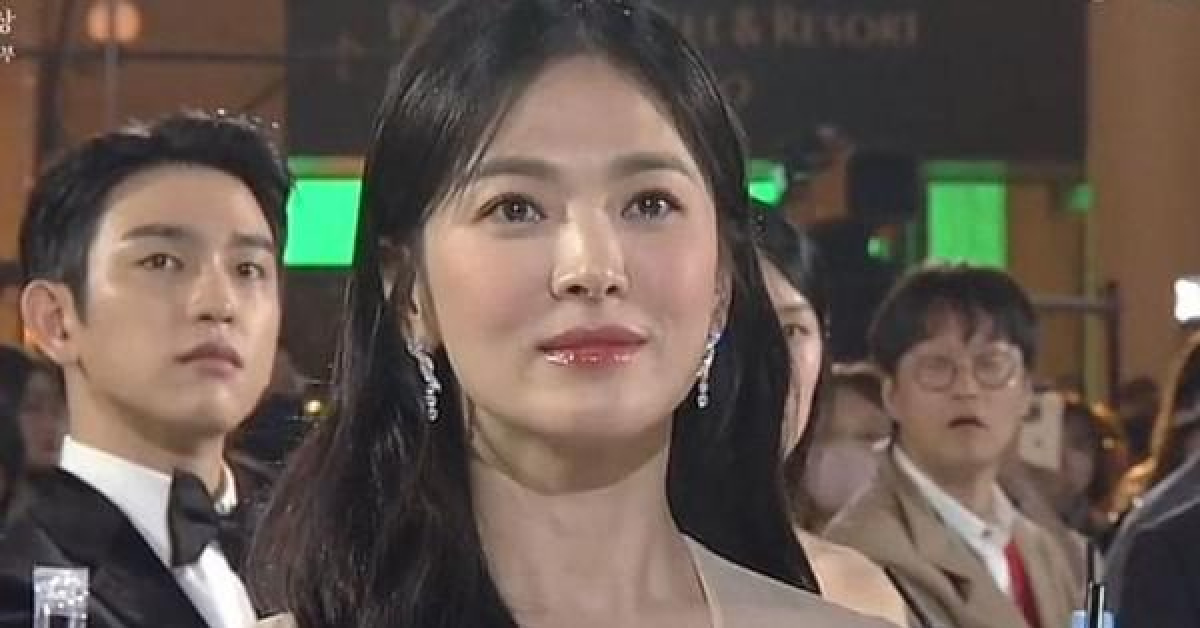 Song Hye Kyo gây sốt nhờ một khung hình tại Baeksang 2023