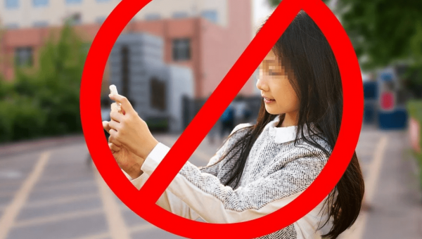 Trung Quốc: nữ sinh bị trường học kỷ luật vì... selfie trong kỳ nghỉ hè