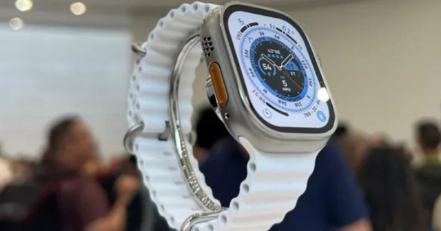 Tháo rời đồng hồ Apple Watch Ultra: Có bền thực sự?