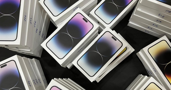 iPhone 14 Pro Max lock giá chưa đến 30 triệu đồng vẫn không ai hỏi mua