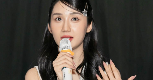 Hot streamer Mina Young khoe giọng hát live khi lấn sân làm ca sĩ