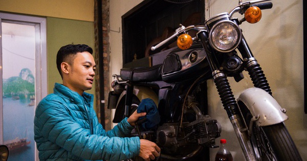 Chiêm ngưỡng bộ sưu tập xe cổ của chàng trai ở Hà Nội: Nhiều mẫu xe nổi tiếng, có chiếc niên đại đến cả thế kỉ