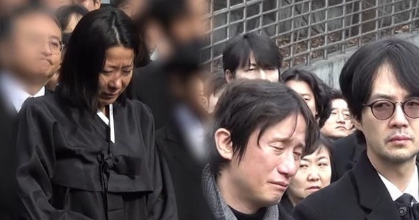 Video: Nghẹn ngào khoảnh khắc đồng nghiệp không kiềm chế được cảm xúc, khóc nức nở trong giờ phút đưa tiễn Lee Sun Kyun